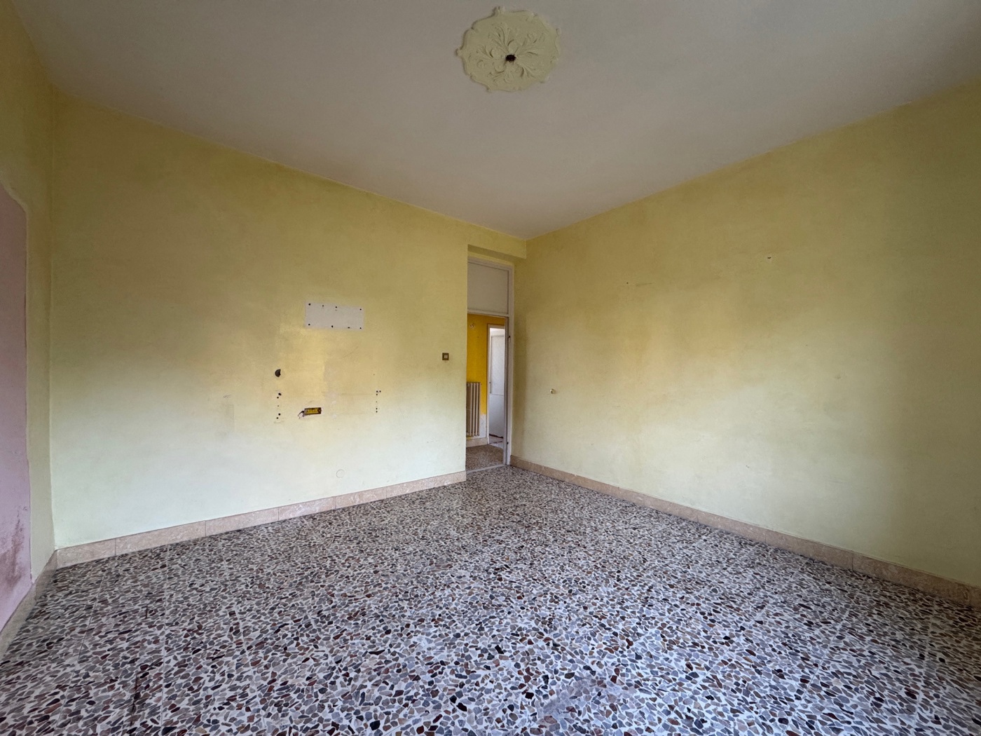 Quadrilocale da ristrutturare a Orte