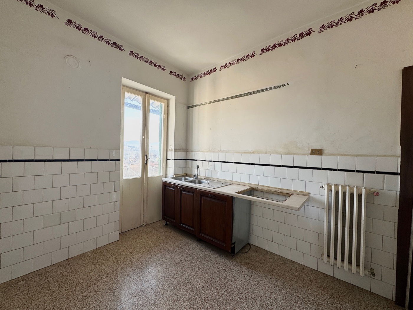 Quadrilocale da ristrutturare a Orte
