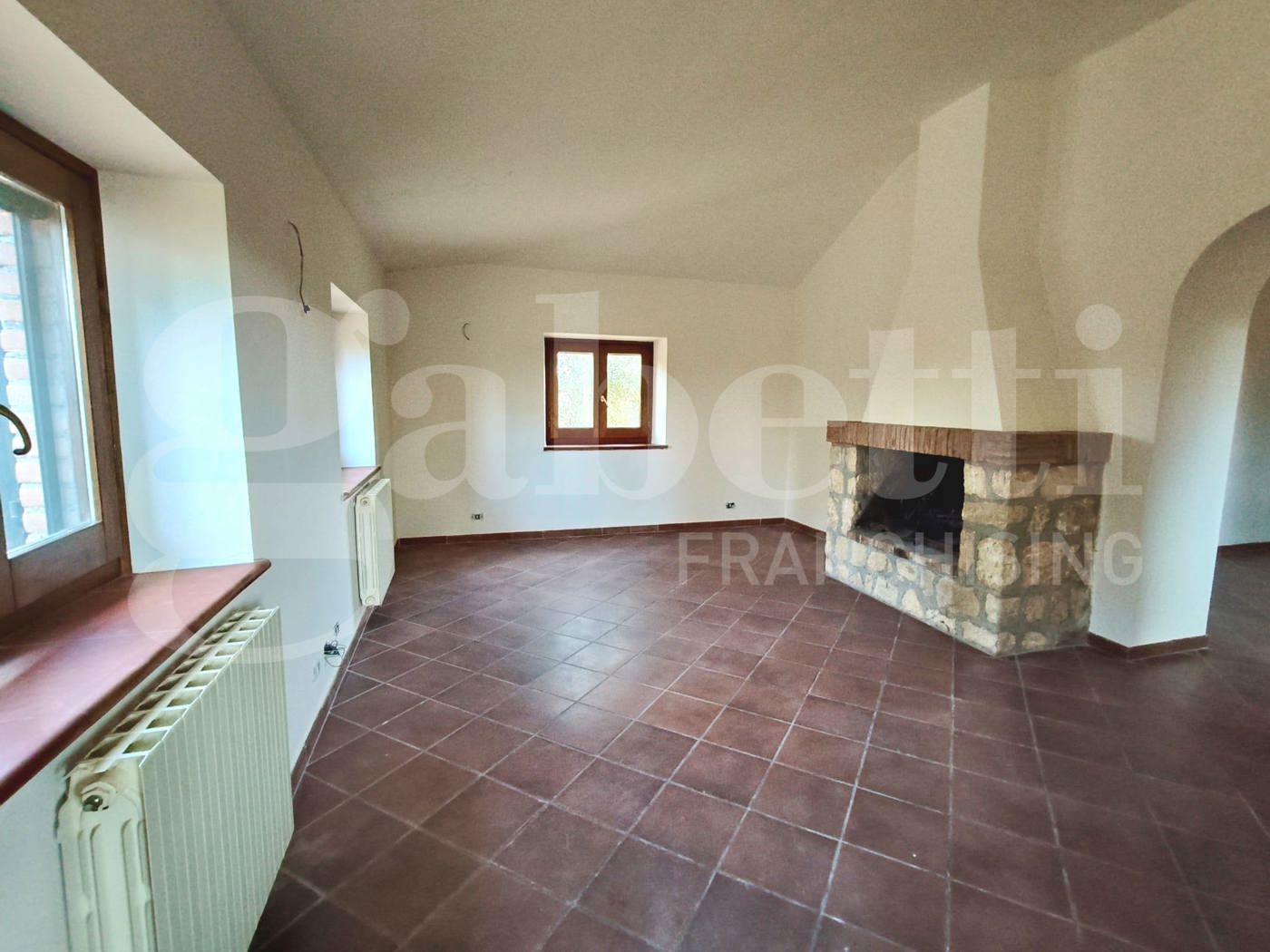 Villa con giardino a Giove