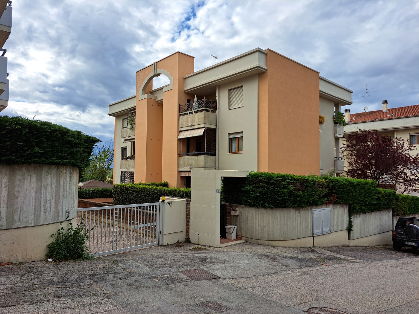 Quadrilocale con giardino a Spoltore