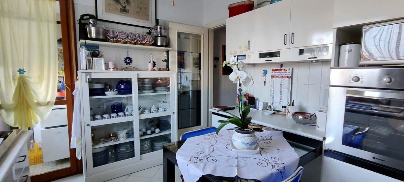 Quadrilocale con box a Pescara