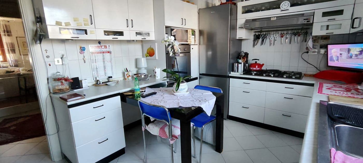 Quadrilocale con box a Pescara