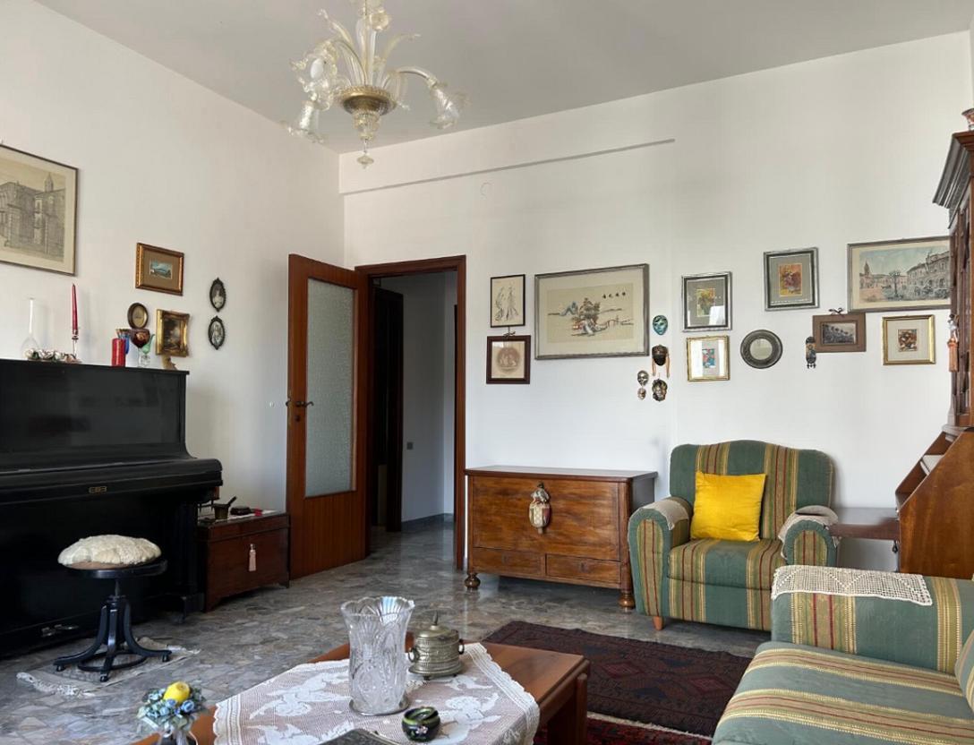 Quadrilocale in vendita a Pescara