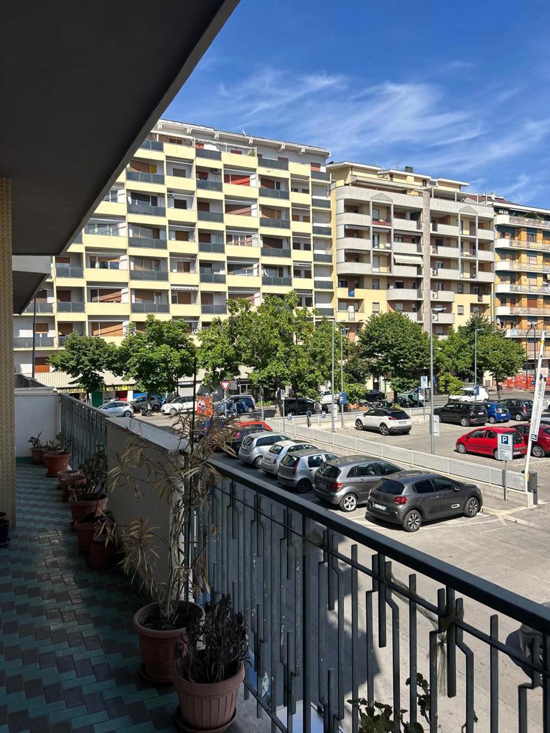 Quadrilocale in vendita a Pescara