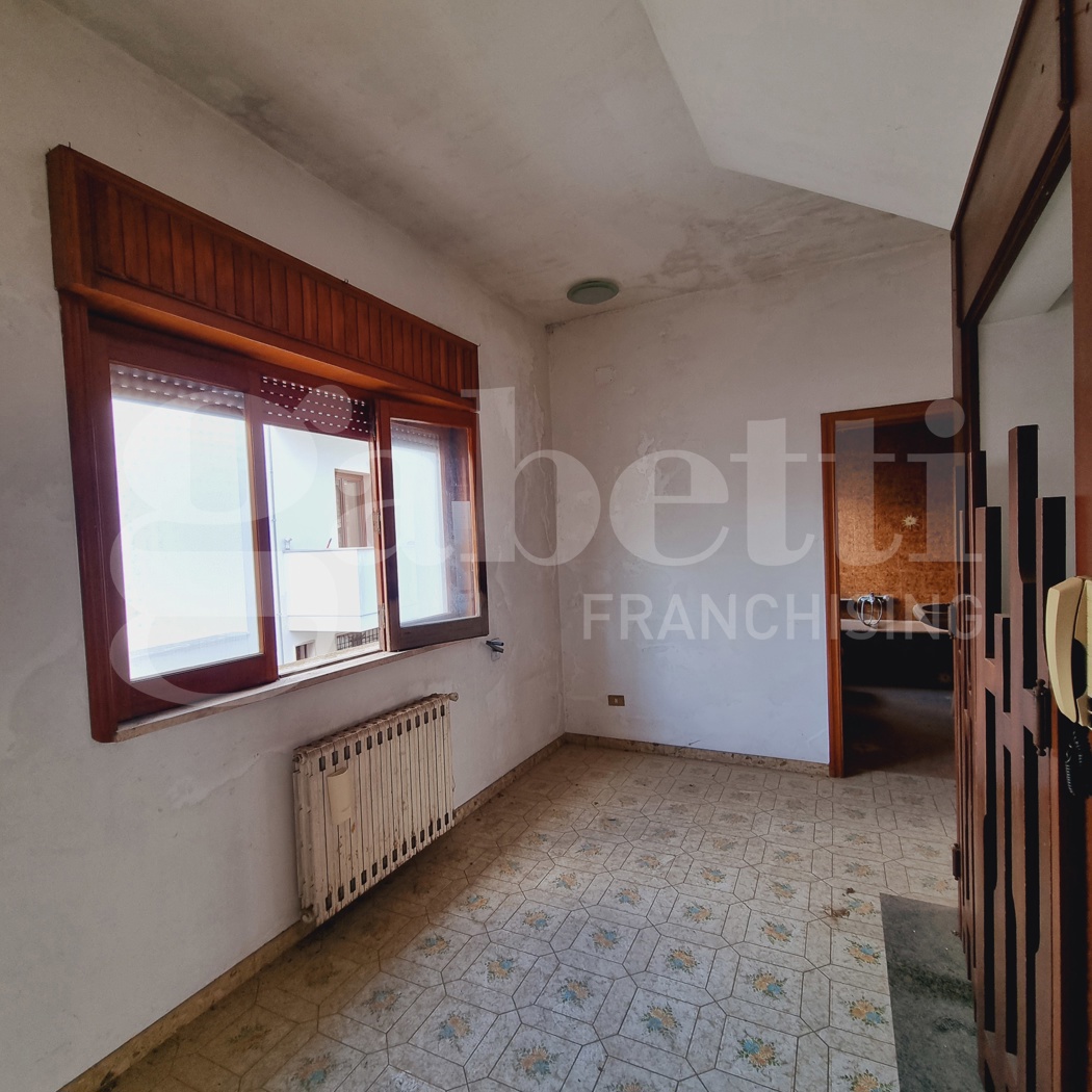 Casa indipendente da ristrutturare a Melissano