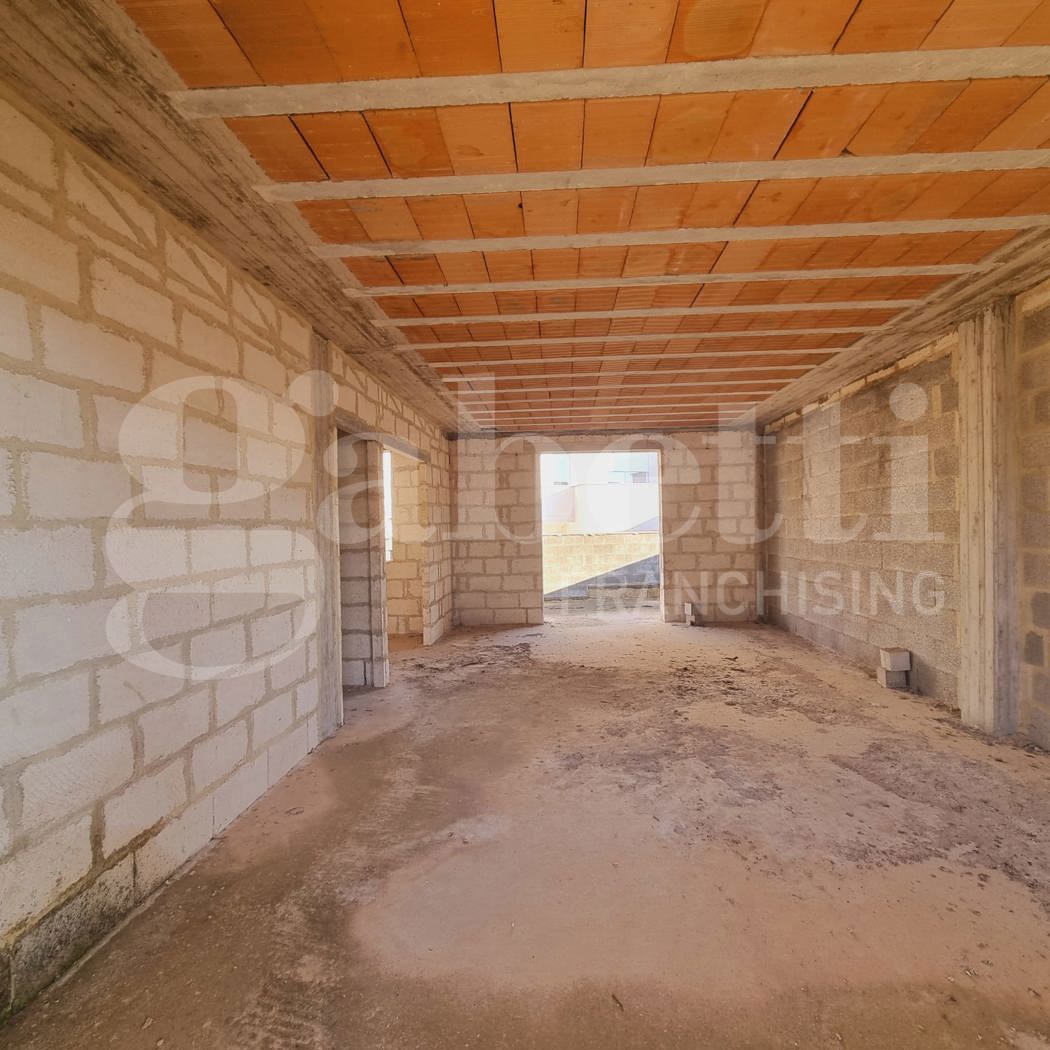 Villa Bifamiliare da ristrutturare a Casarano