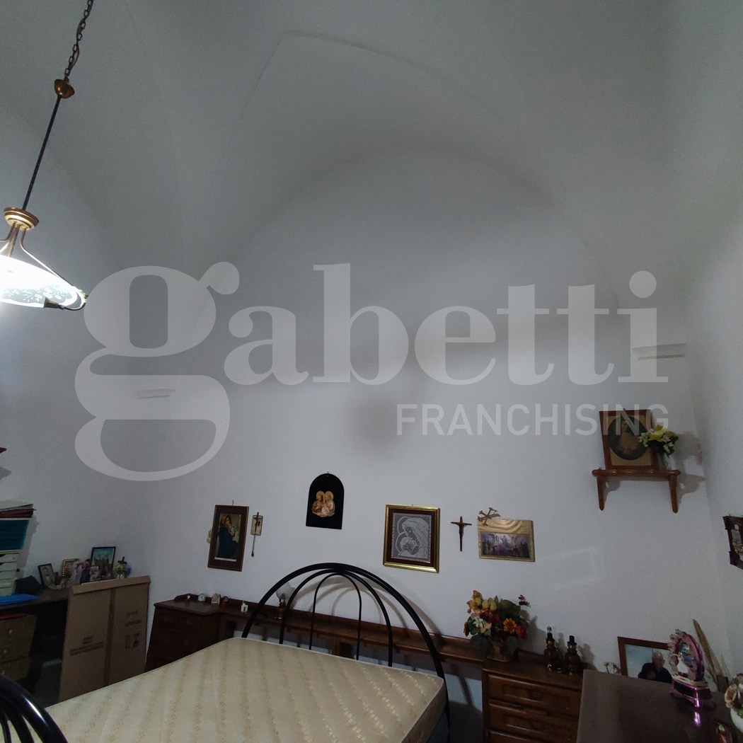 Casa indipendente con giardino a Ugento