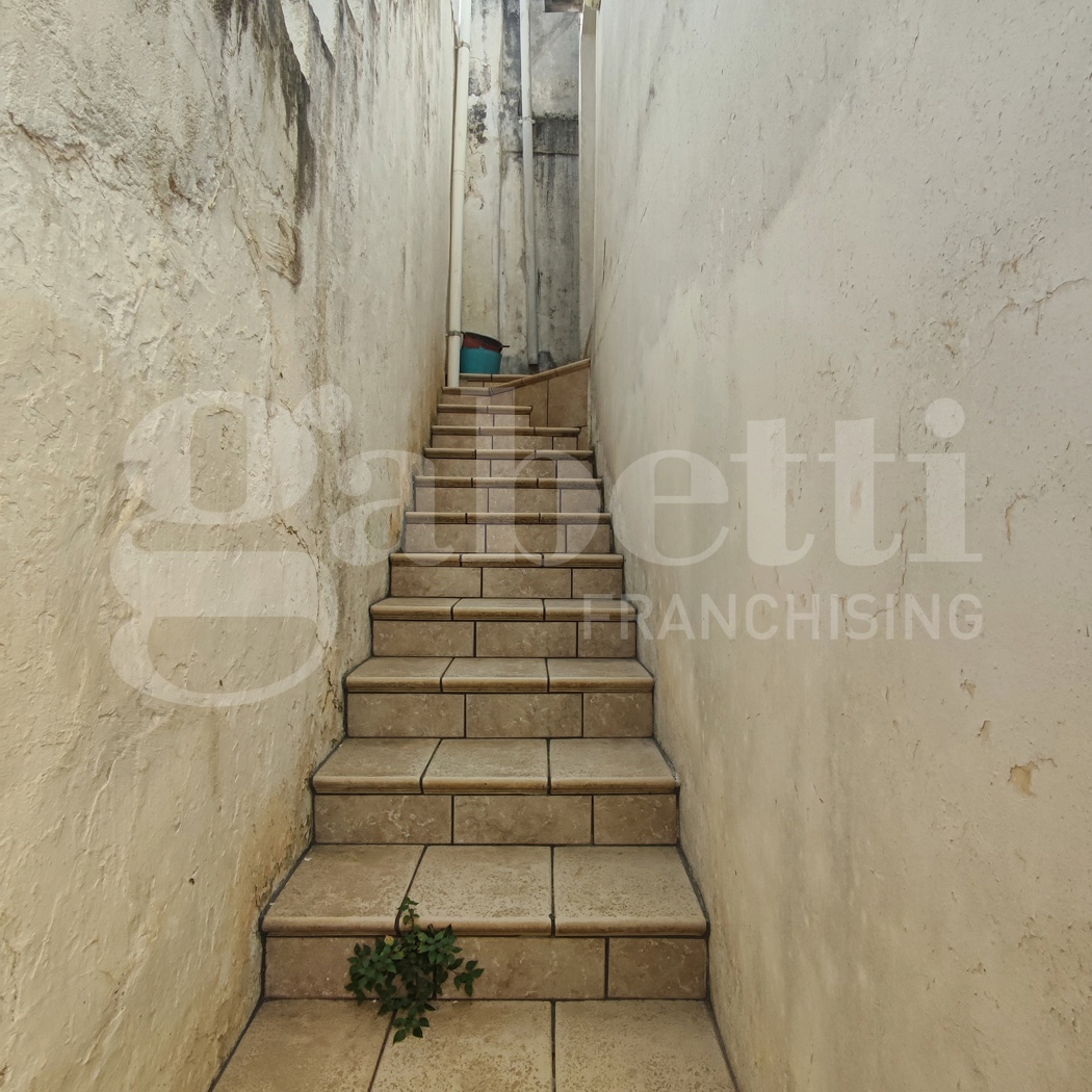 Casa indipendente con giardino a Taviano