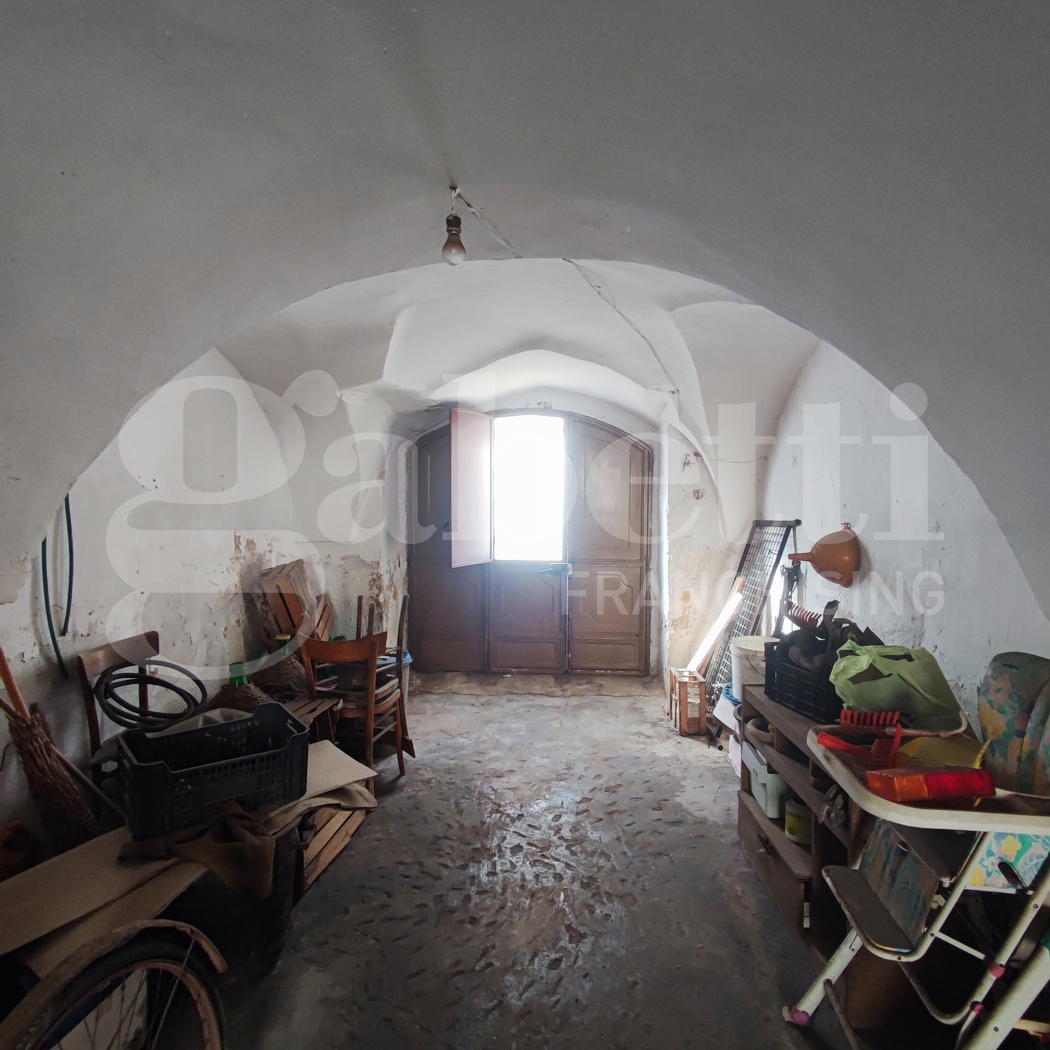 Casa indipendente con giardino a Taviano