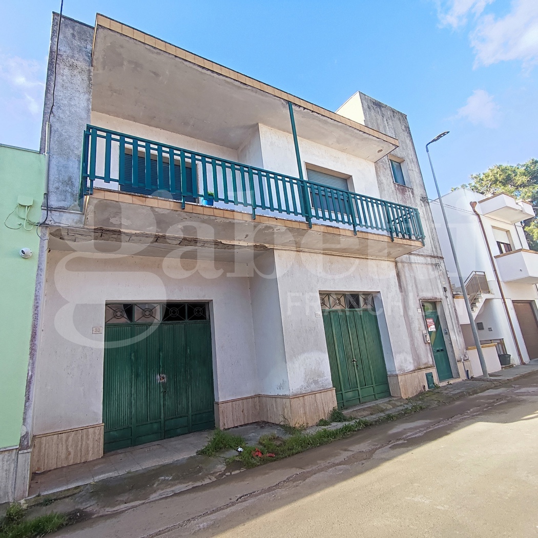 Casa indipendente con giardino a Presicce-Acquarica