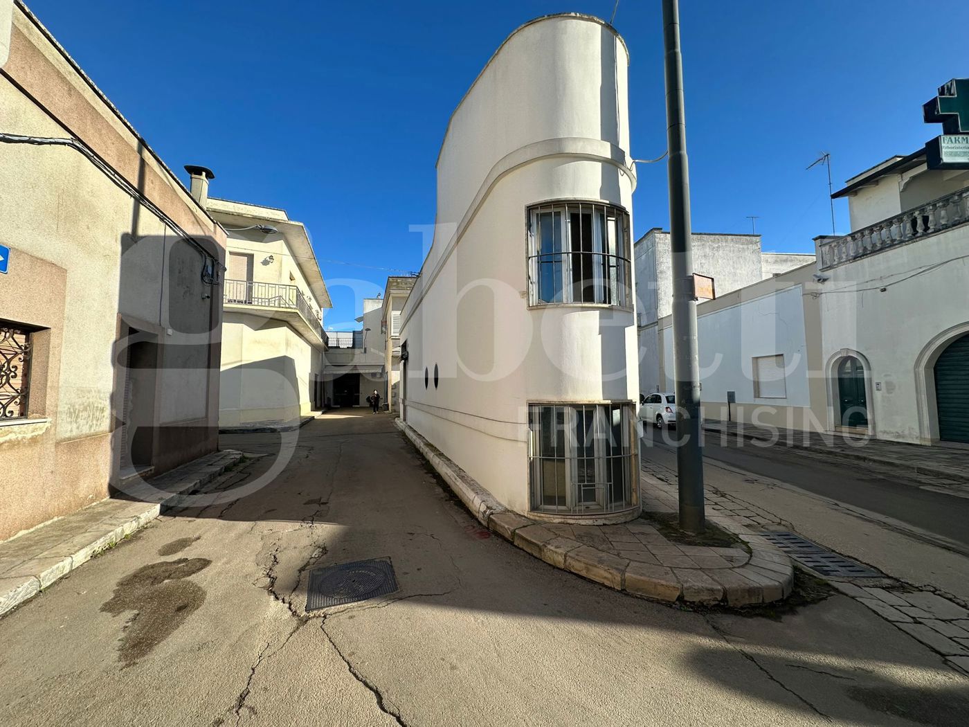 Negozio in vendita a Alliste