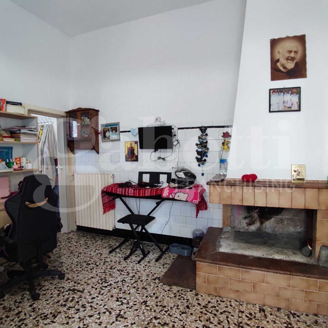 Casa indipendente con giardino a Specchia