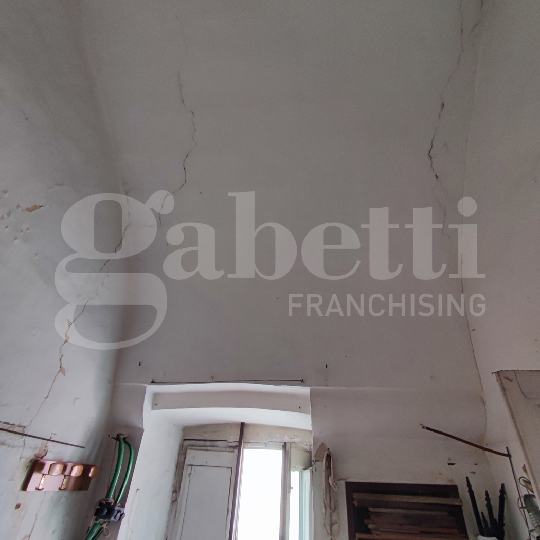 Casa indipendente da ristrutturare a Melissano