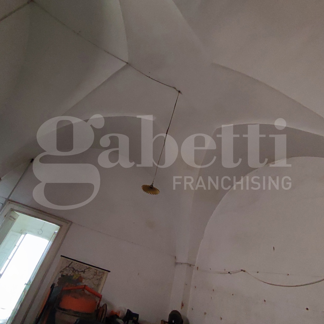 Casa indipendente da ristrutturare a Melissano