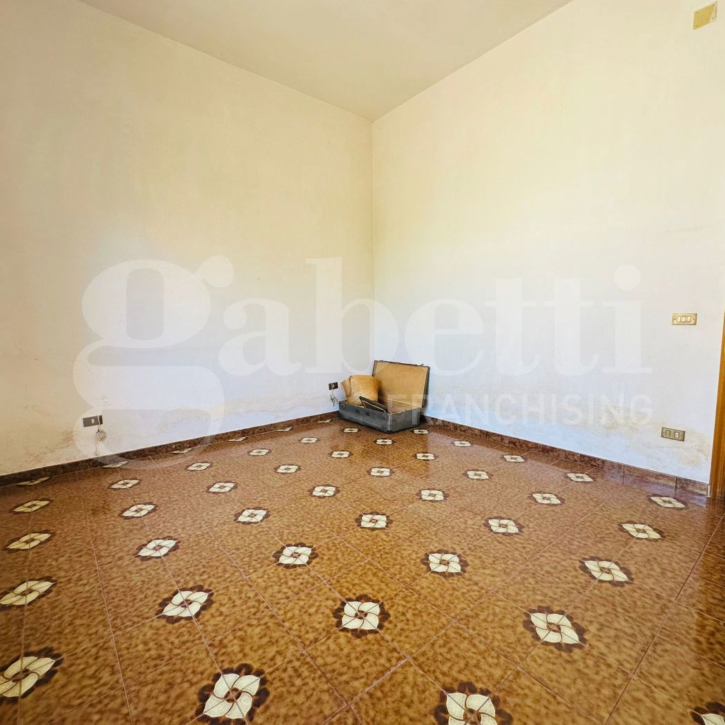 Casa indipendente con giardino a Melissano