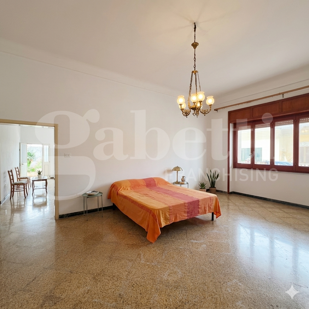 Casa indipendente con giardino a Ugento