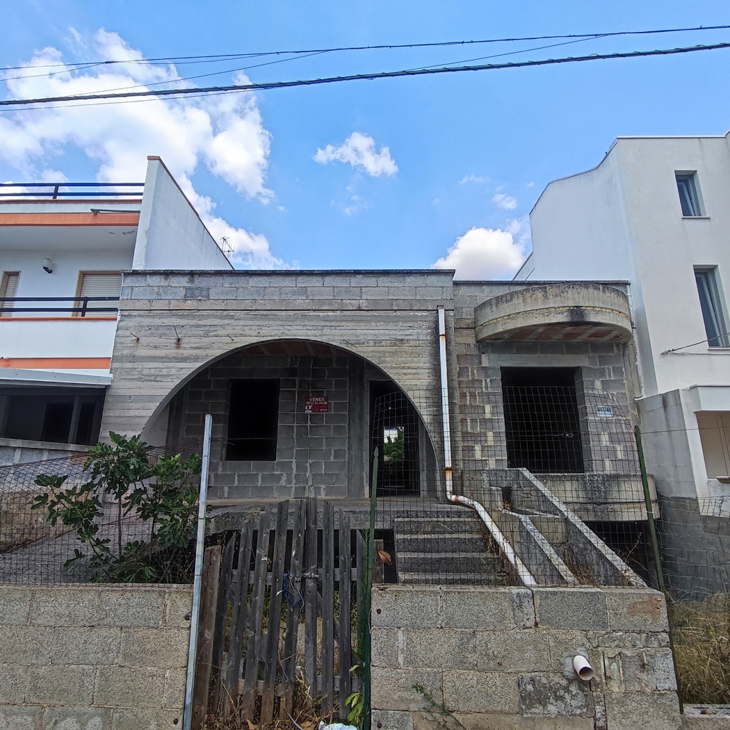 Casa indipendente con giardino a Presicce-Acquarica