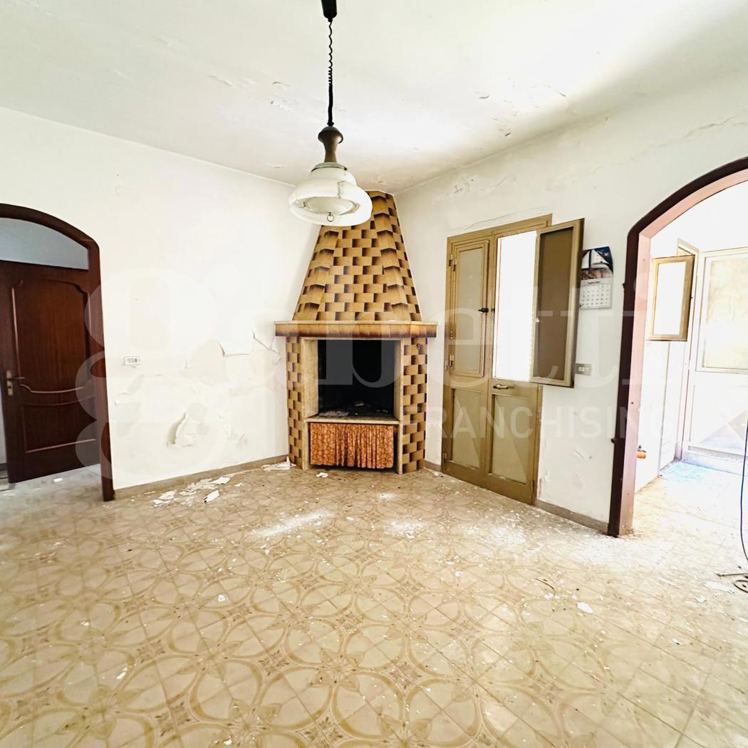 Casa indipendente in vendita a Melissano