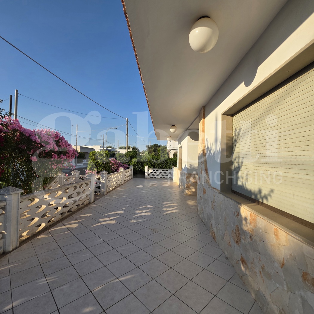 Villa vista mare a Racale