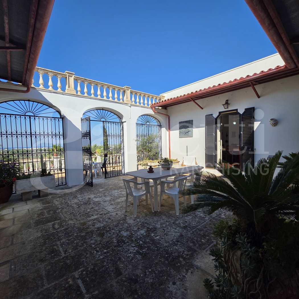 Villa in vendita a Ugento