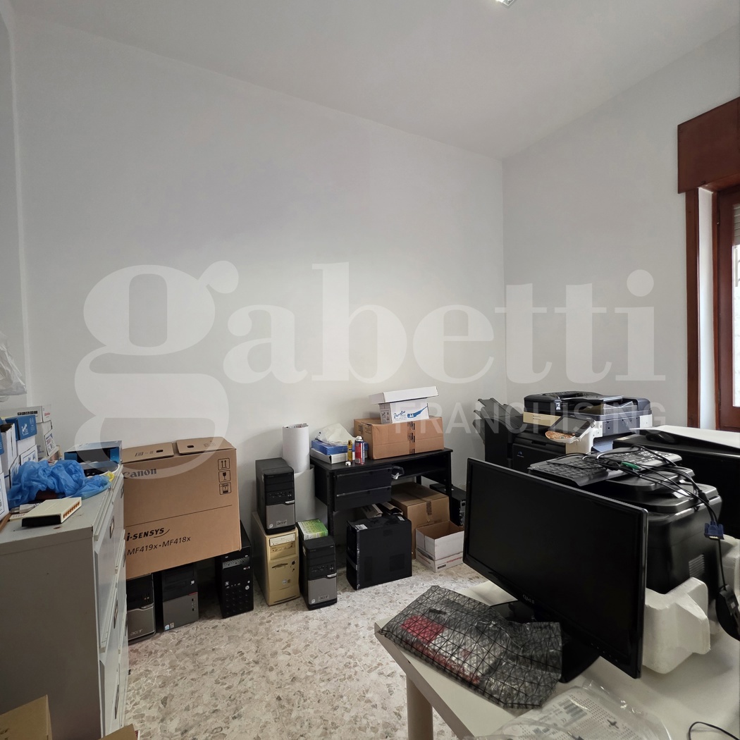 Ufficio in affitto a Casarano