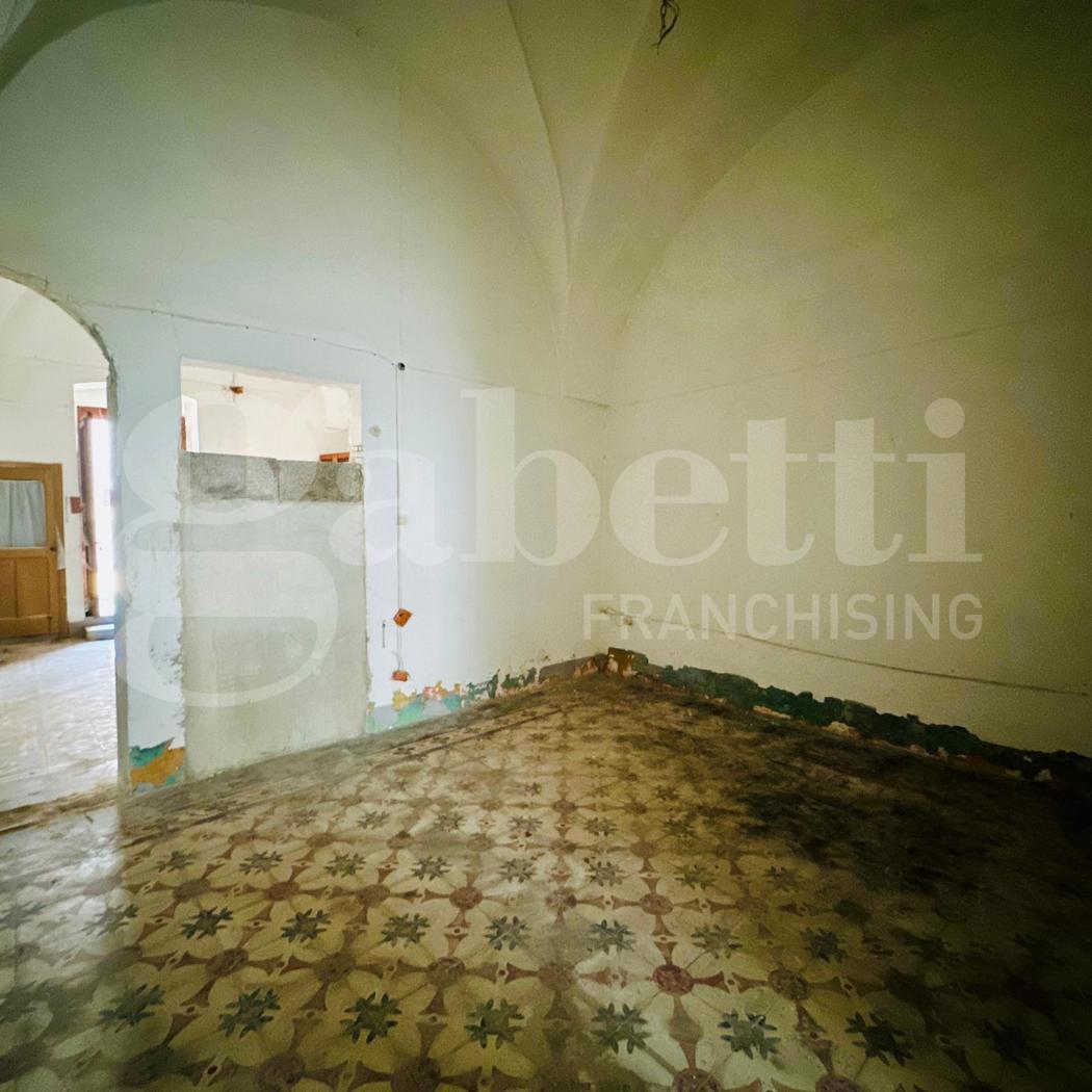 Casa indipendente da ristrutturare a Racale