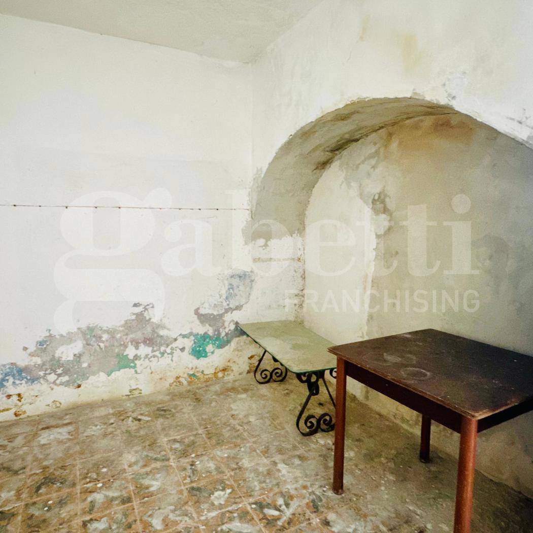 Casa indipendente da ristrutturare a Racale