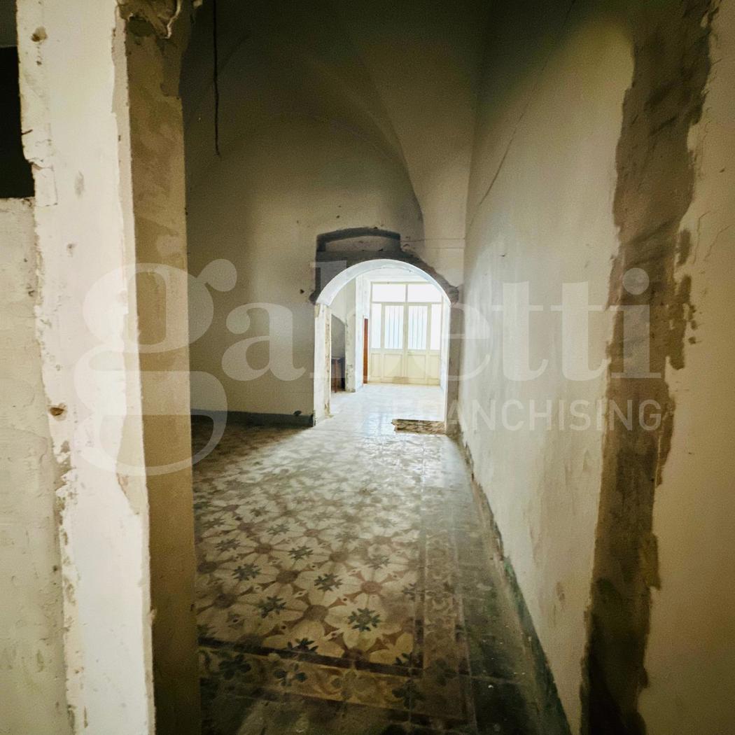 Casa indipendente da ristrutturare a Racale