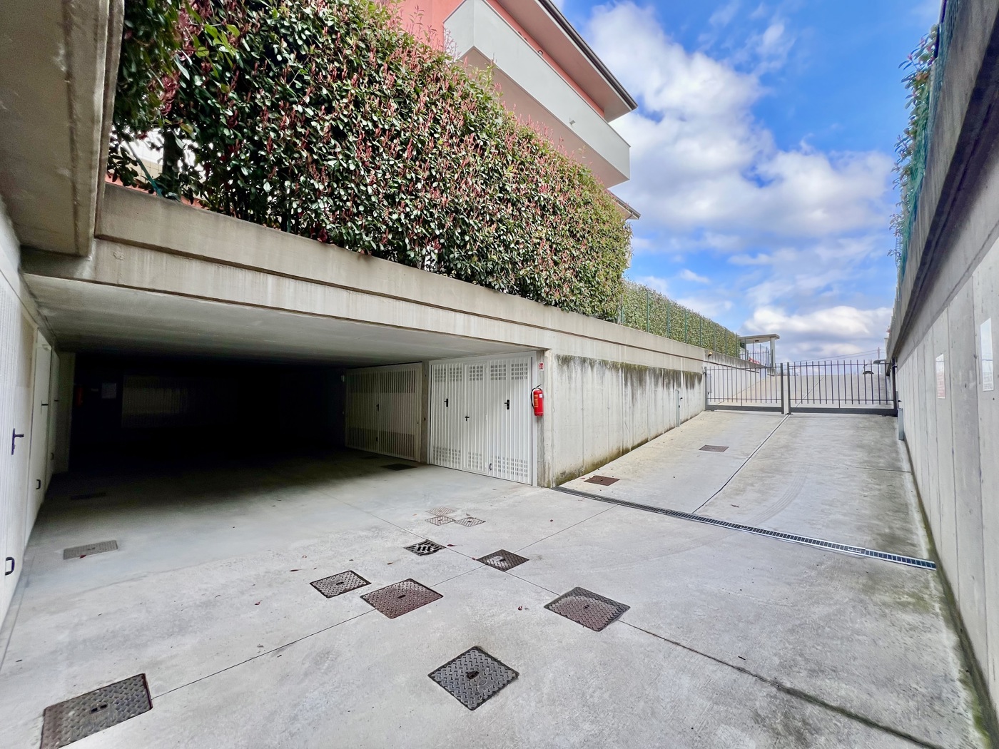 Box/Garage 40mq in vendita a Mozzate