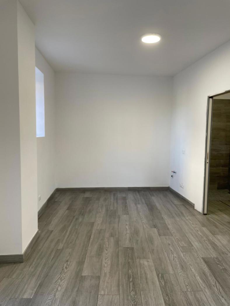 Monolocale ristrutturato a Saronno