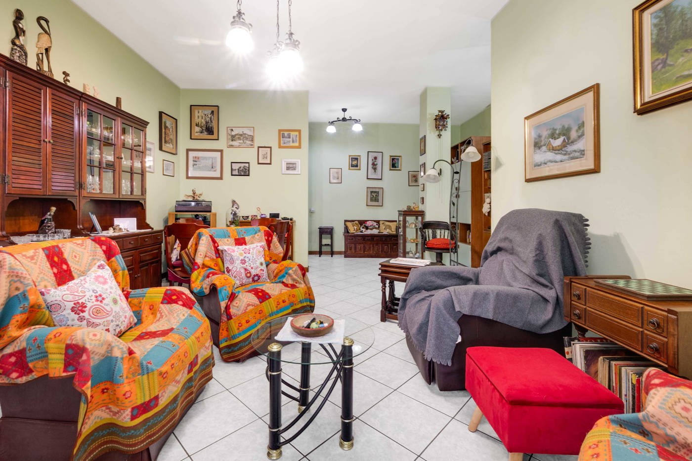 Quadrilocale con box a Saronno