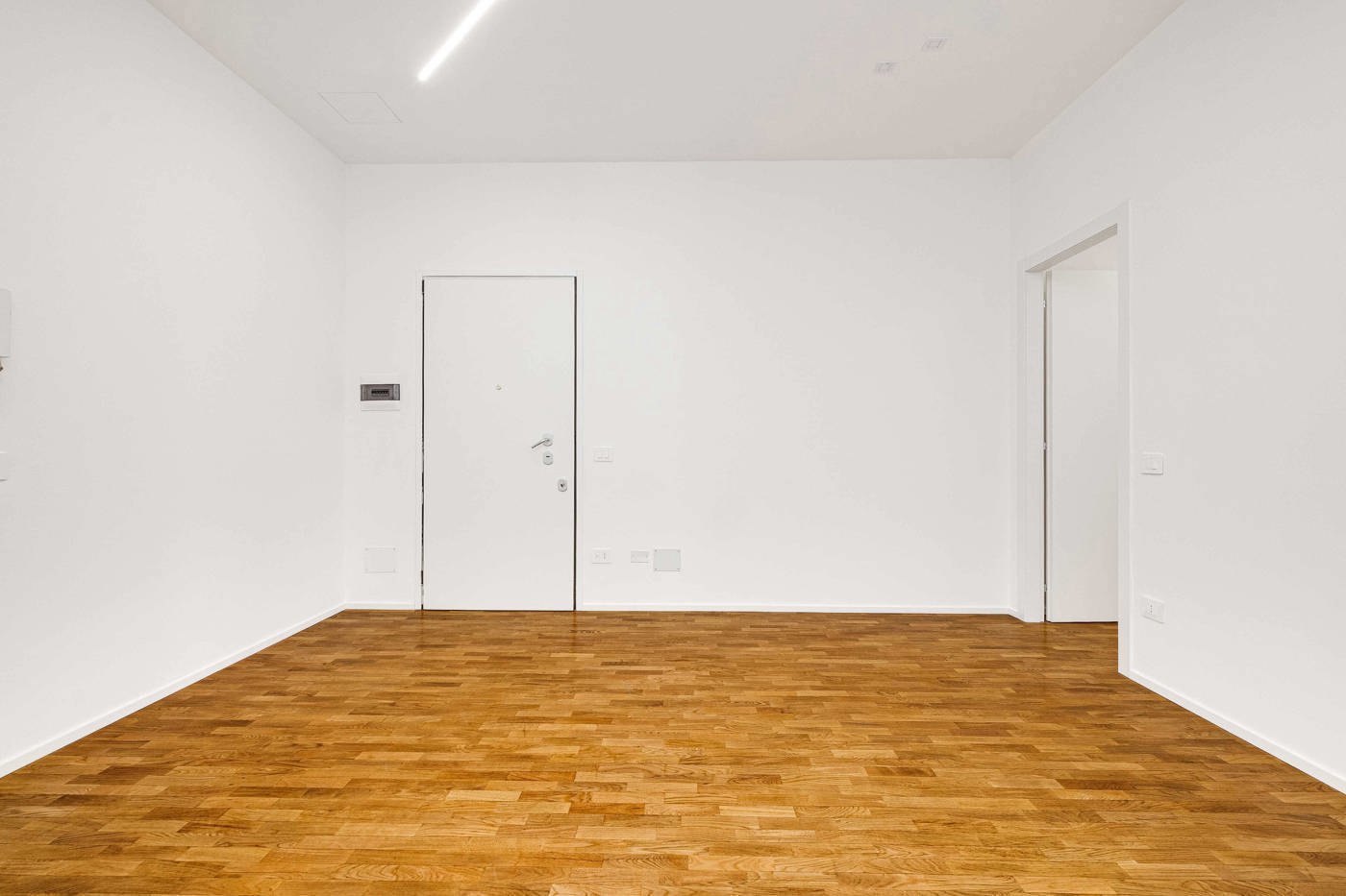 Trilocale ristrutturato a Saronno