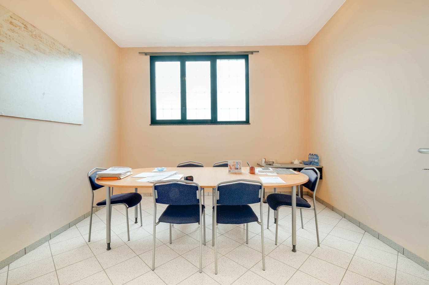 Laboratorio in vendita a Cislago