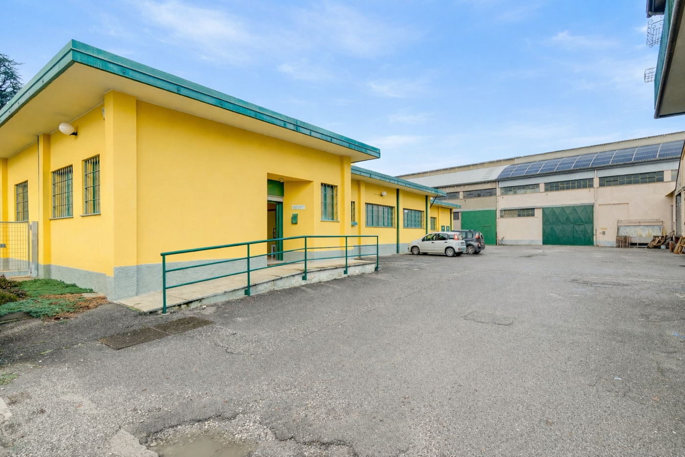 Laboratorio in vendita a Cislago