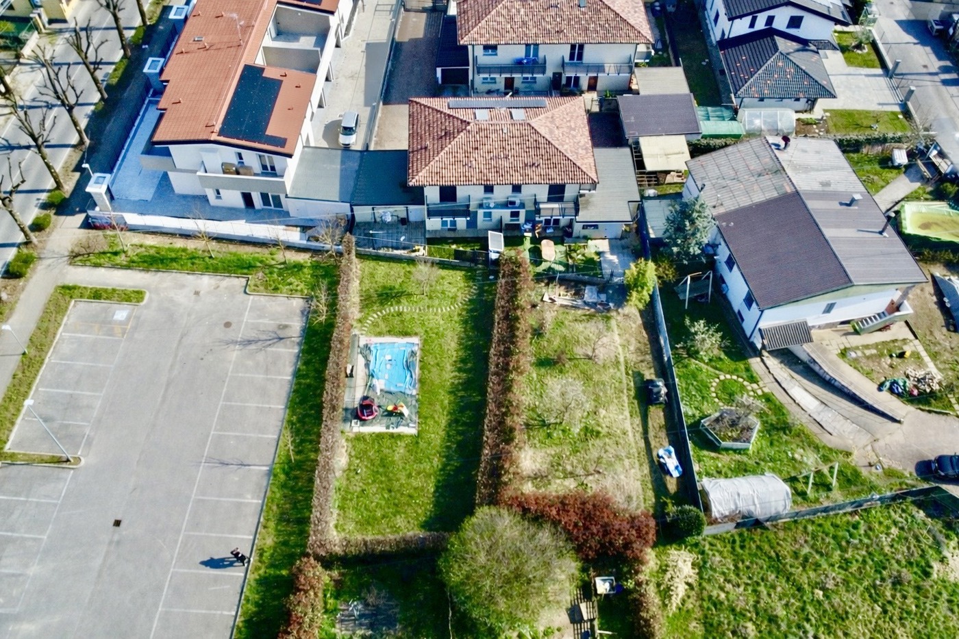 Villa con giardino a Cislago