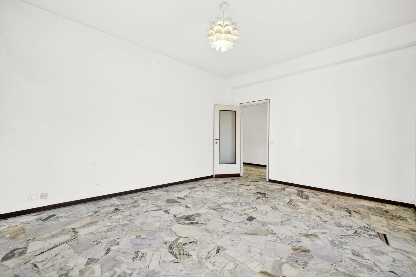 Trilocale da ristrutturare a Saronno