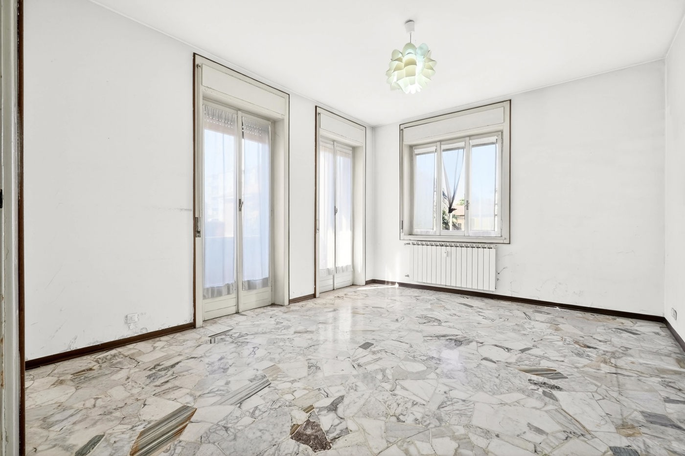 Trilocale da ristrutturare a Saronno