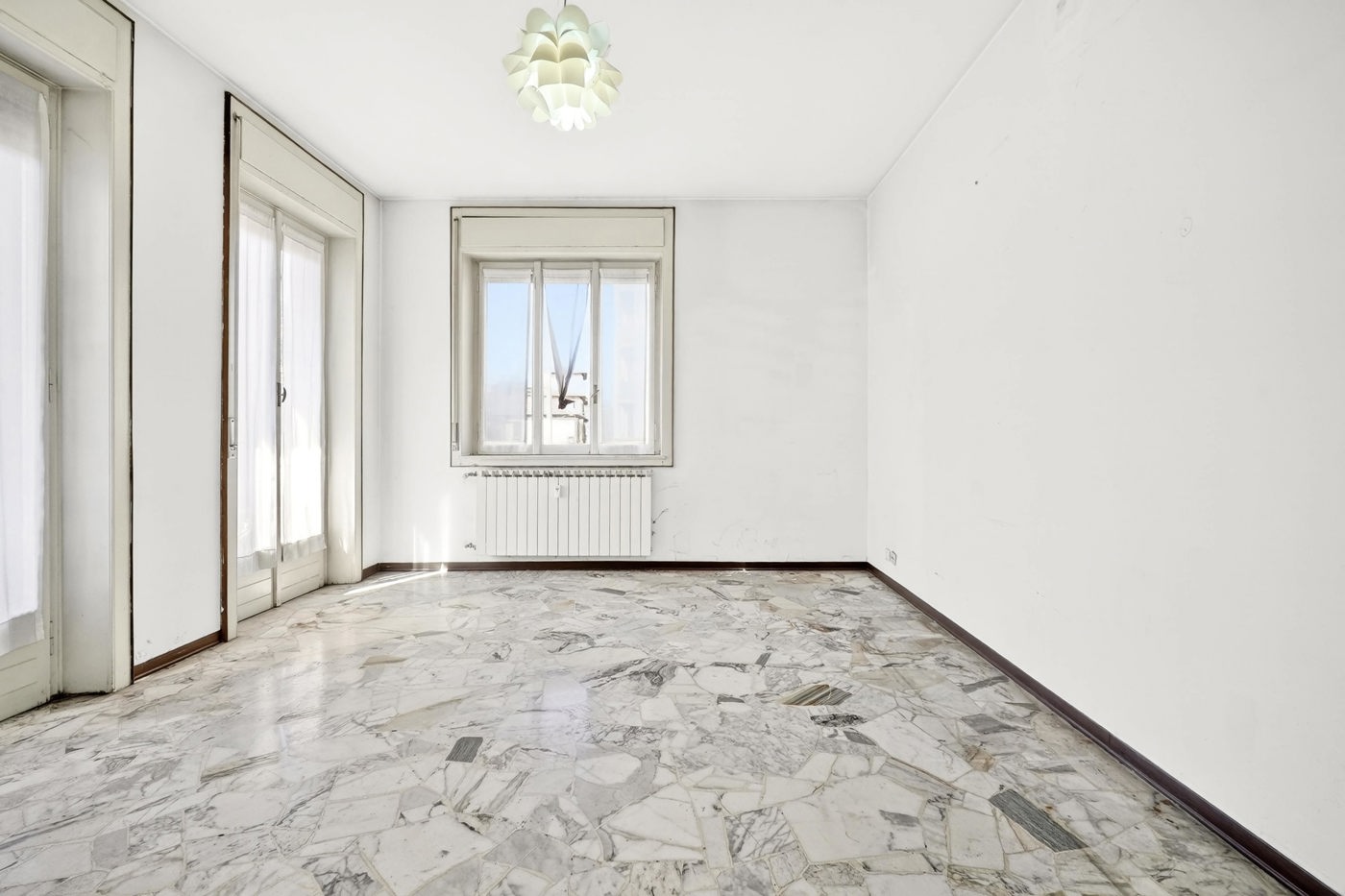 Trilocale da ristrutturare a Saronno