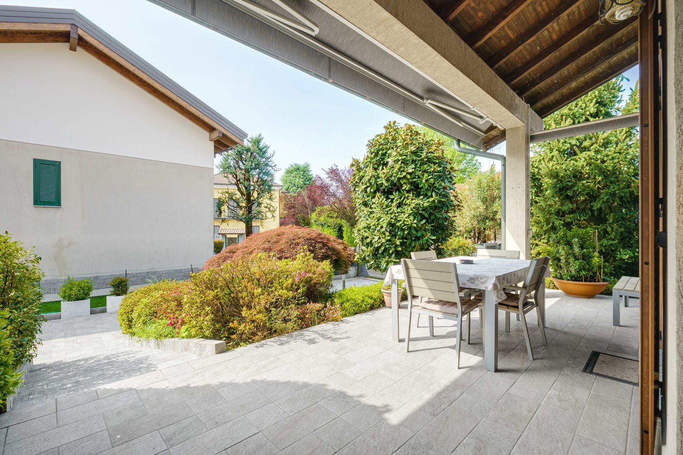 Villa in vendita a Saronno