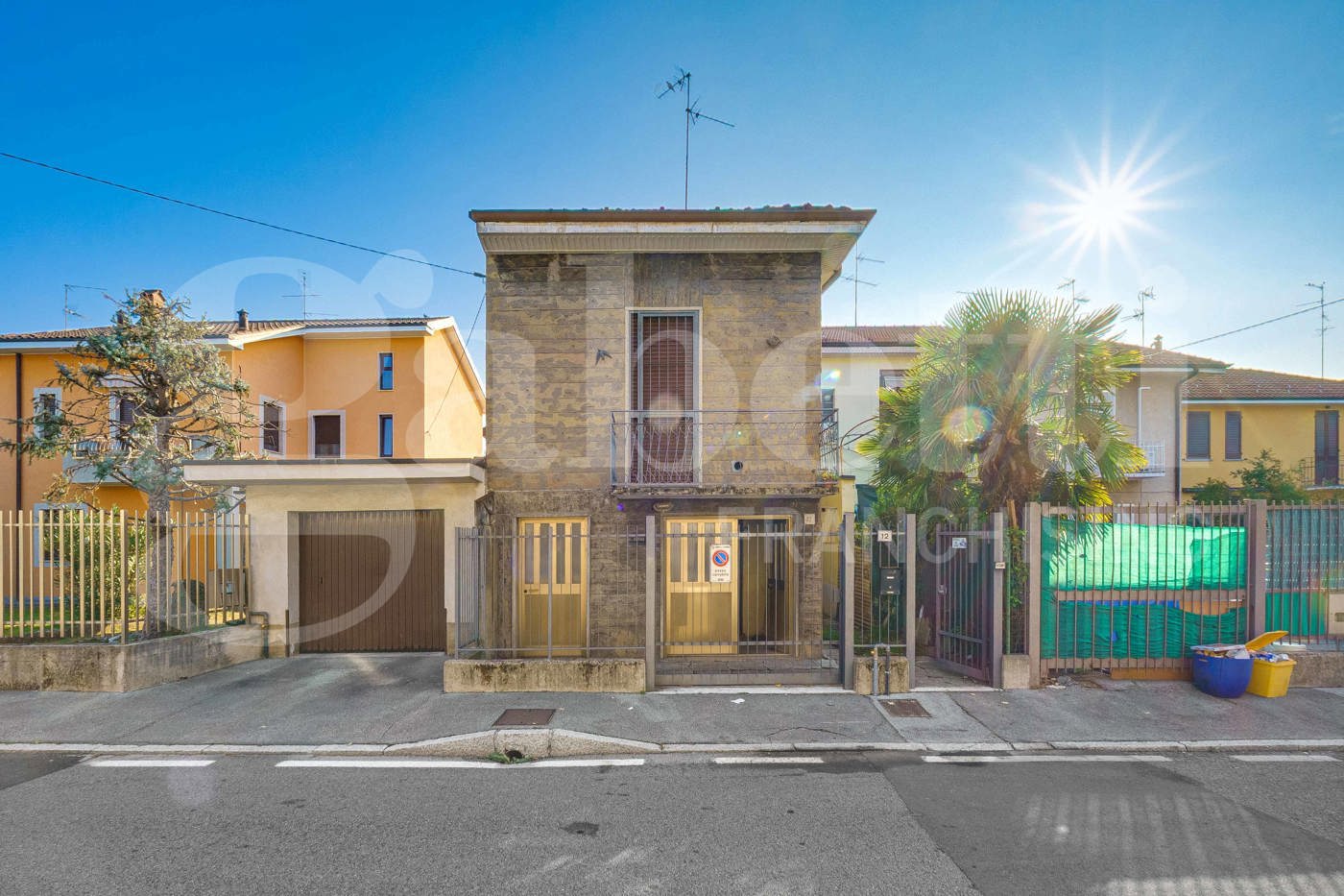 Casa indipendente con giardino a Saronno