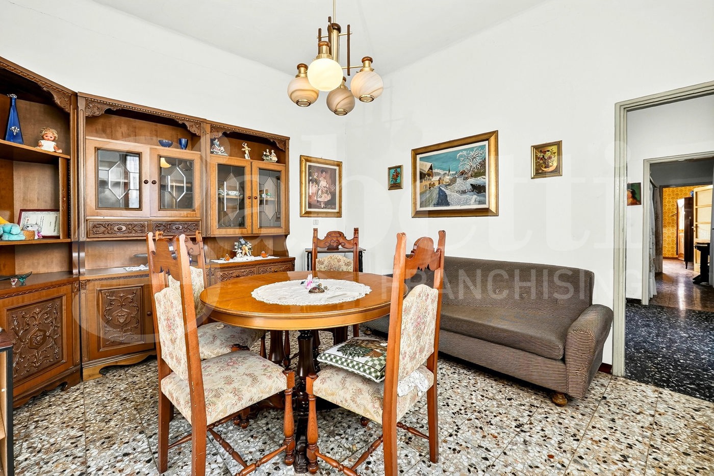 Casa indipendente con giardino a Saronno