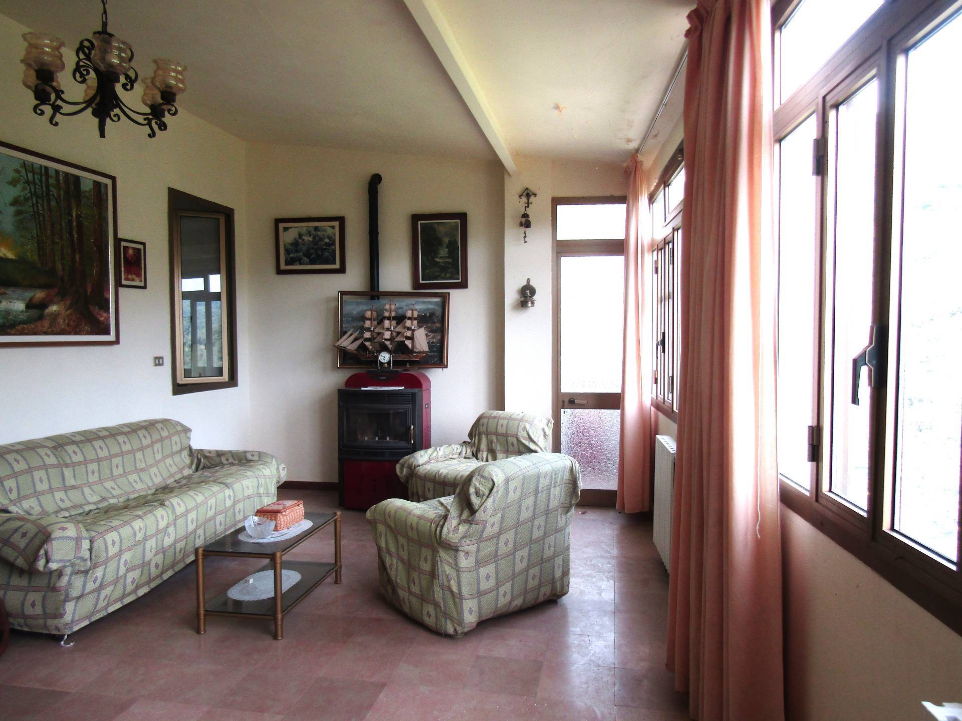 Appartamento in vendita a Dolceacqua