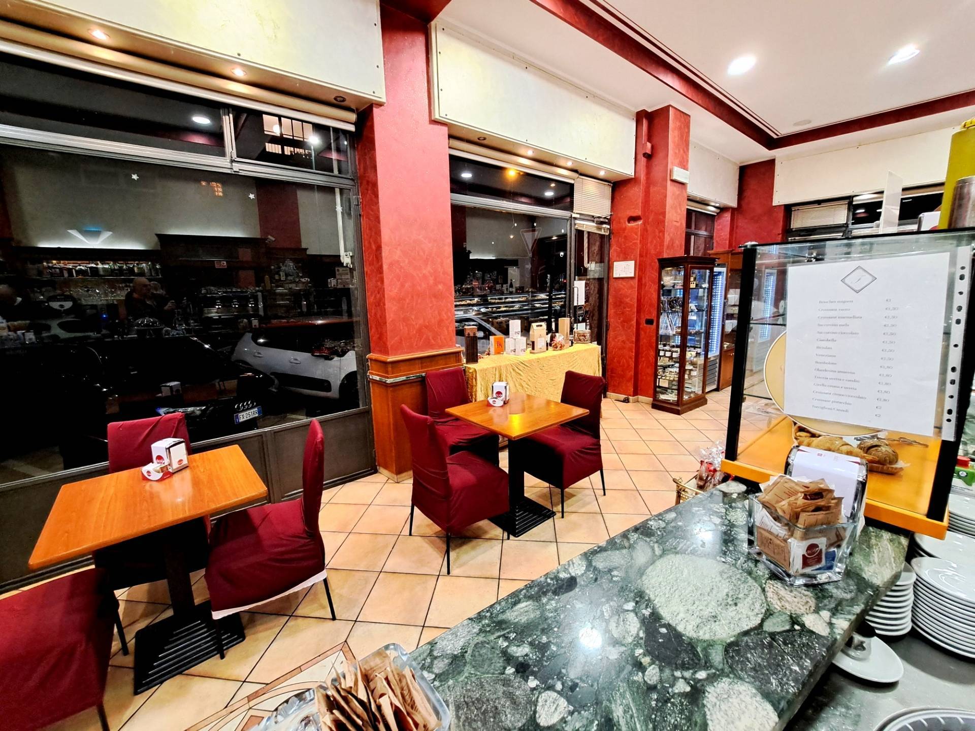 Attivit Commerciale - Bar Tavola Calda - Fredda in vendita a Torino, Crocetta