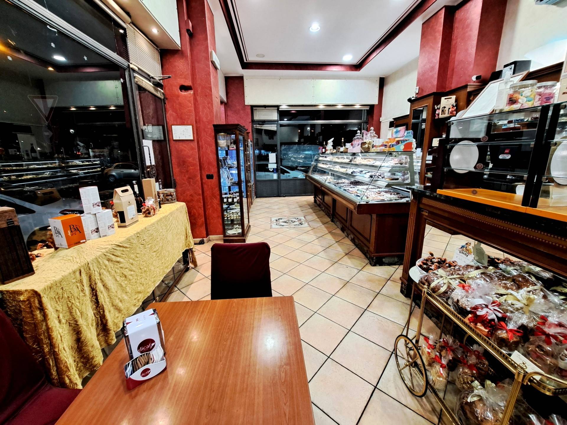 Attivit Commerciale - Bar Tavola Calda - Fredda in vendita a Torino, Crocetta