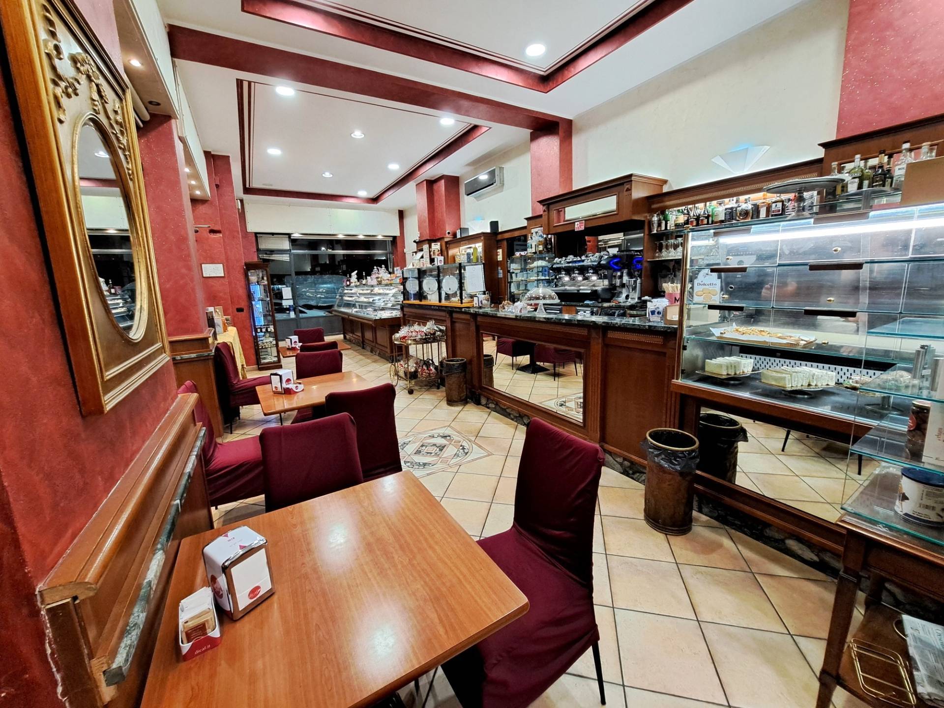 Attivit Commerciale - Bar Tavola Calda - Fredda in vendita a Torino, Crocetta