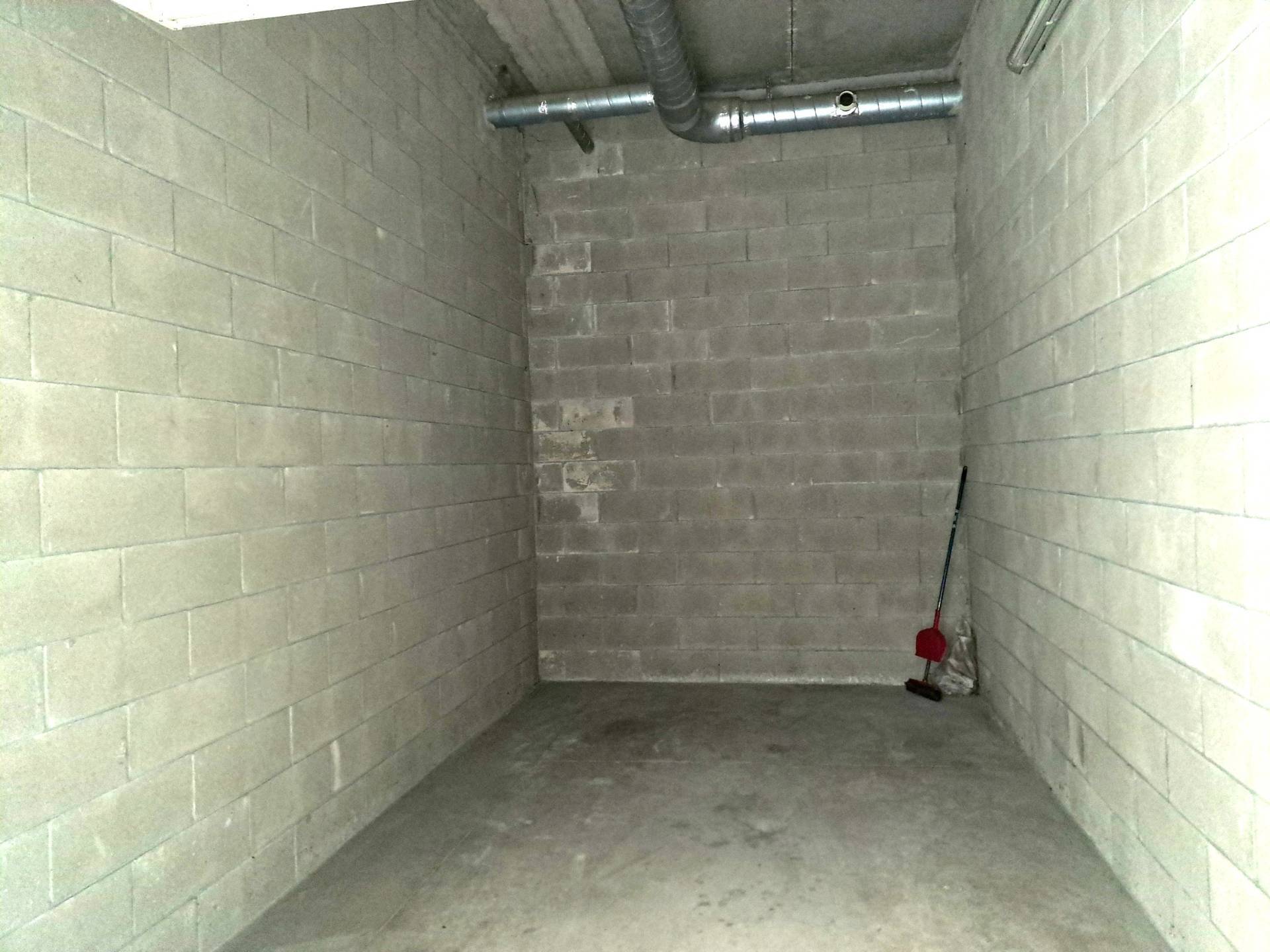 Box o garage in vendita a Torino, San Paolo