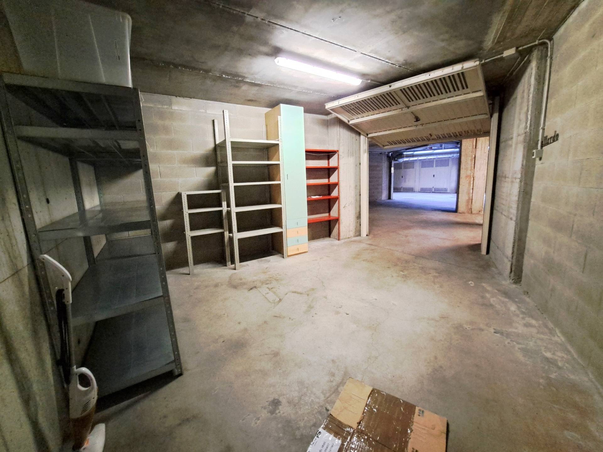 Box o garage in vendita a Torino, San Paolo