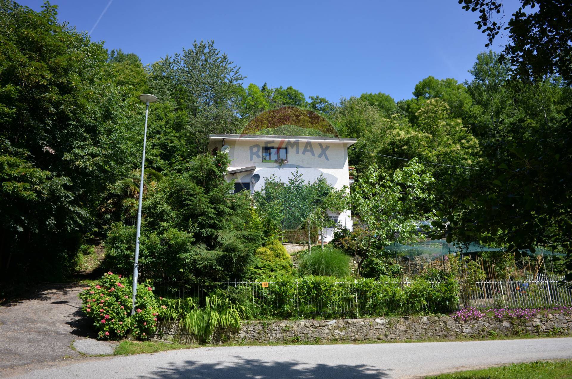 Villa con terrazzo a Giaveno