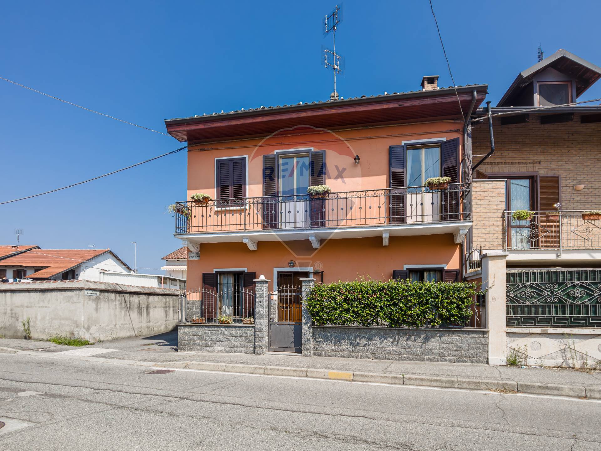 Casa indipendente con terrazzo a Brandizzo