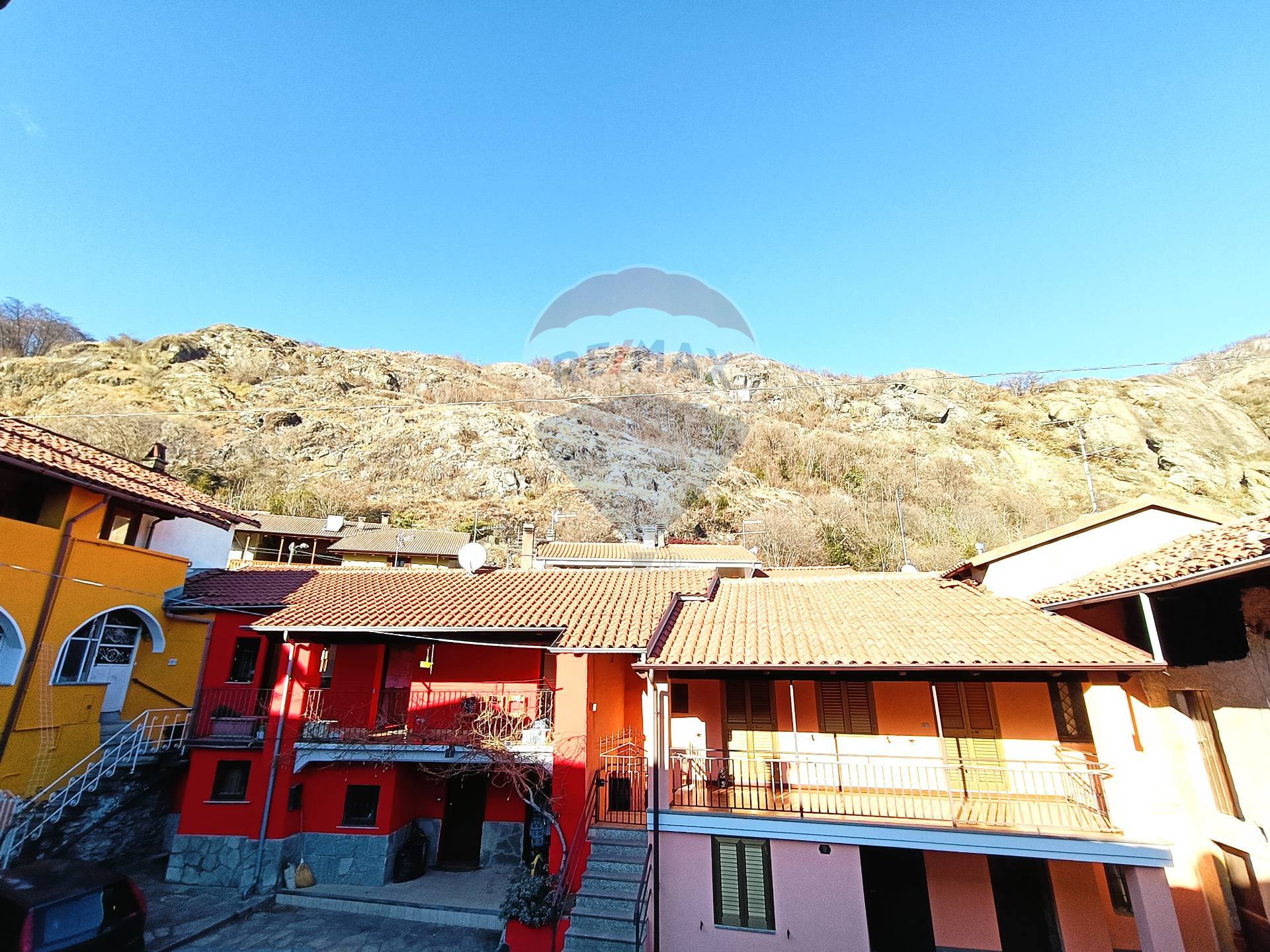 Casa Semindipendente in vendita a Caprie